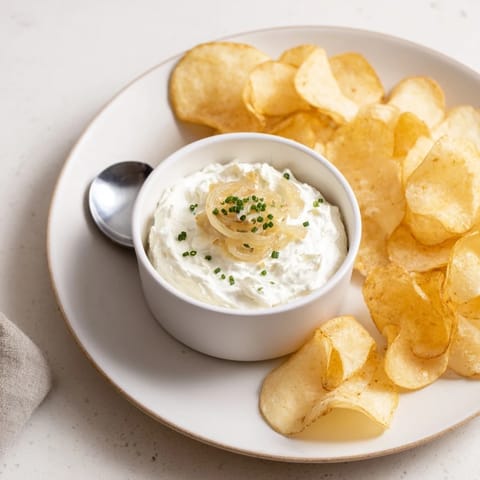 Potato Chips Classic Onion Dip